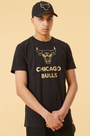 chicago-bulls-metallic-logo-black-t-shirt-12893106-left