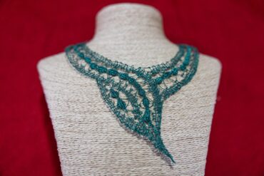 Gargantilla De Encaje De Camarinas Precio 35 Euros