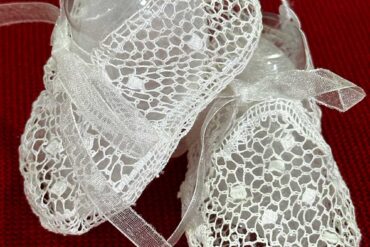 Patucos Bautismo De Encaje De De Camariñas 00005